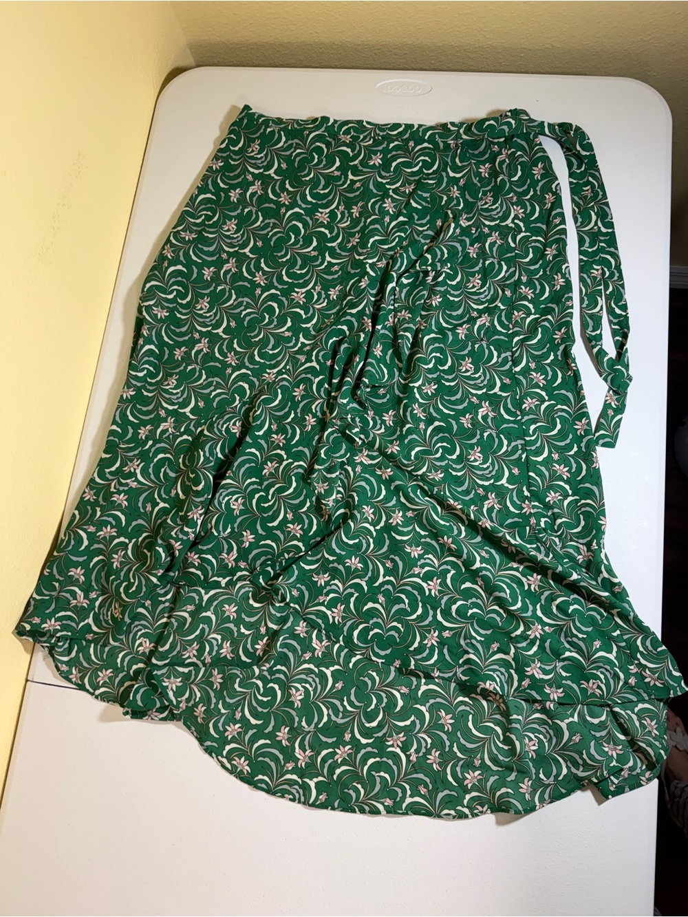 Max Studio Green Floral High-Low Wrap Skirt NWT Size XL - Picture 8 of 8
